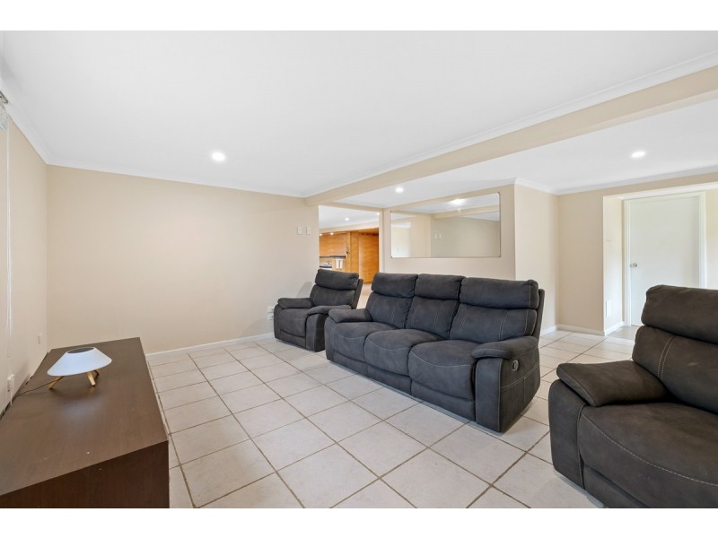 8 Benfer Road, Victoria Point QLD 4165