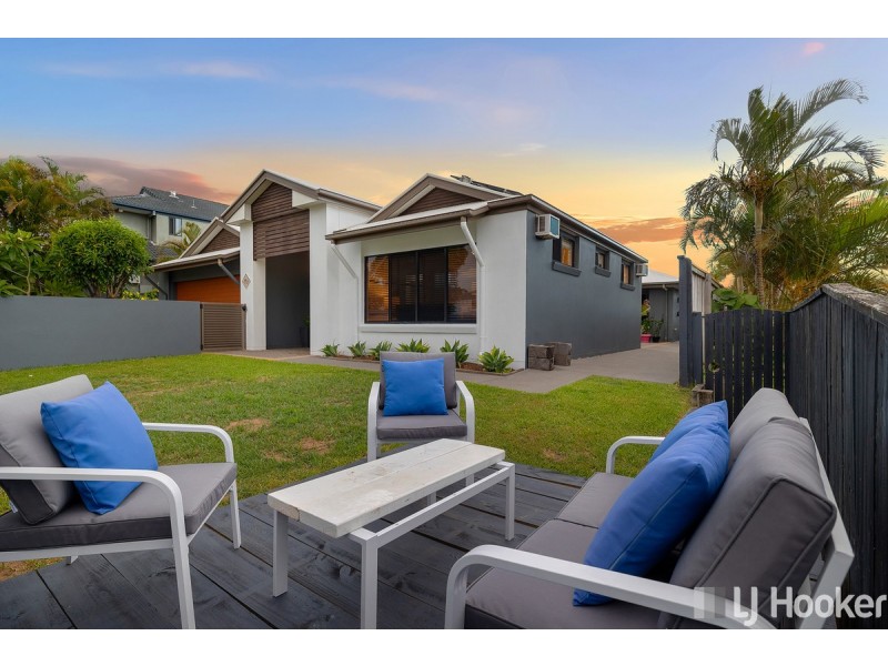 19 Ribonwood Street, Thornlands QLD 4164