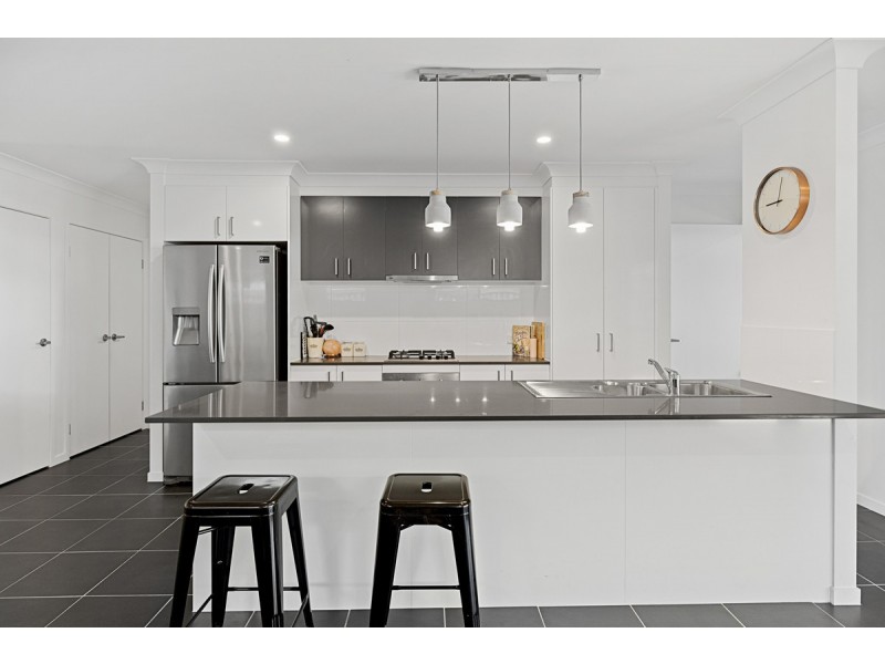 12 Godfrey Street, Thornlands QLD 4164