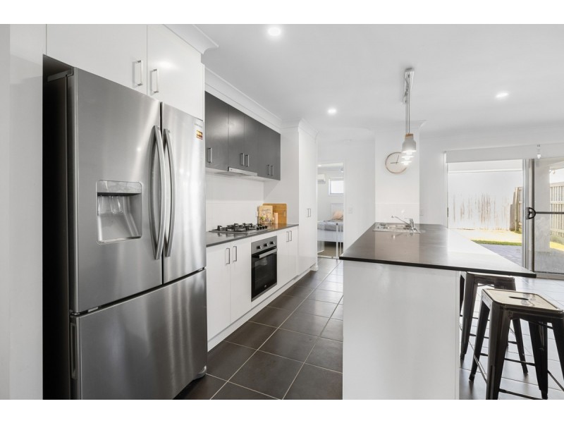 12 Godfrey Street, Thornlands QLD 4164