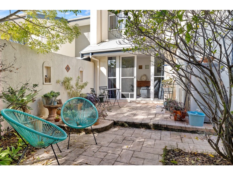 16/14-22 Mary Pleasant Drive, Birkdale QLD 4159