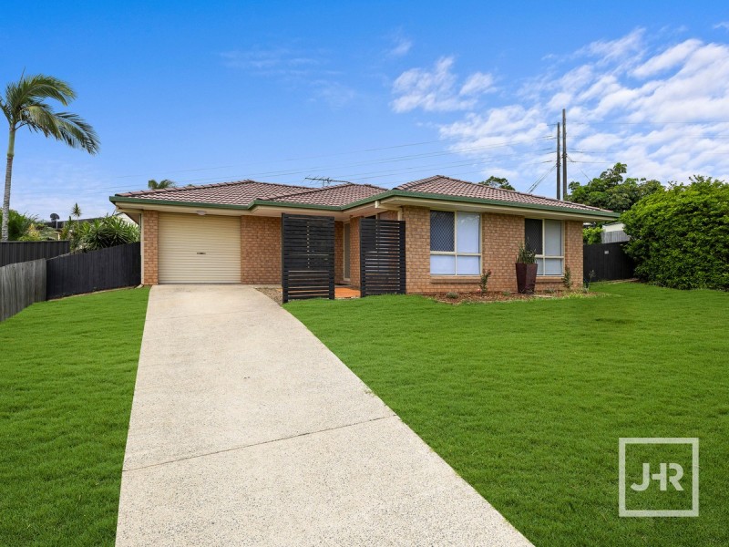 4 Troy Close, Edens Landing QLD 4207