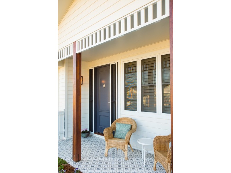 13 Simon Street, Victoria Point QLD 4165