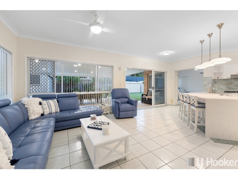 9 Newcomb Court, Redland Bay QLD 4165