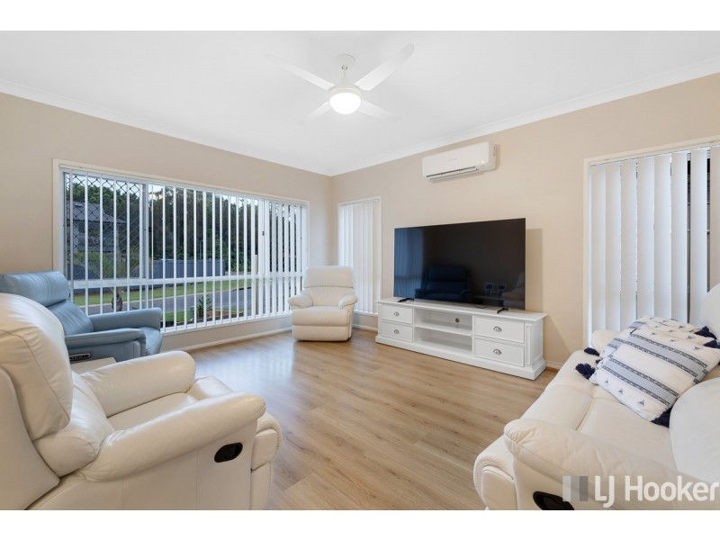 9 Newcomb Court, Redland Bay QLD 4165