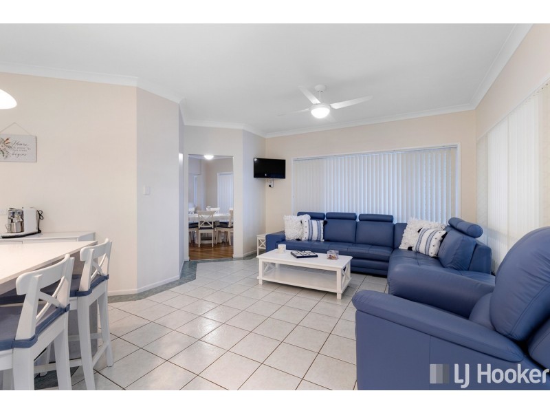 9 Newcomb Court, Redland Bay QLD 4165