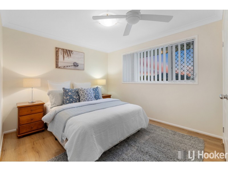 9 Newcomb Court, Redland Bay QLD 4165