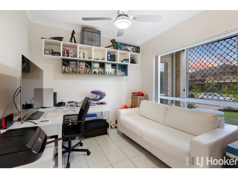 9 Newcomb Court, Redland Bay QLD 4165