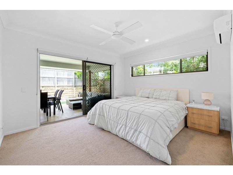 7 Bridgewater Crescent, Redland Bay QLD 4165