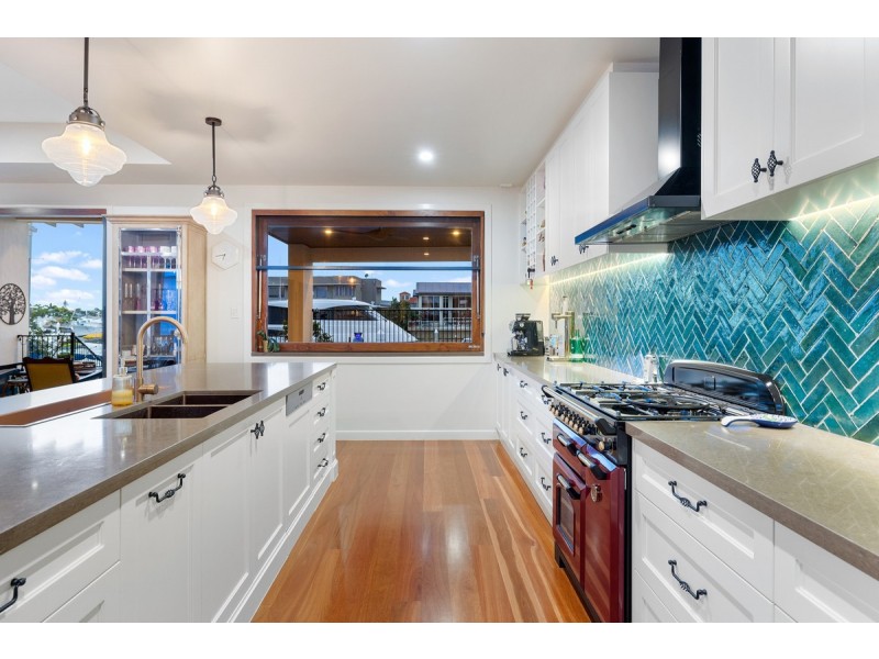 19 Sentinel Court, Raby Bay QLD 4163