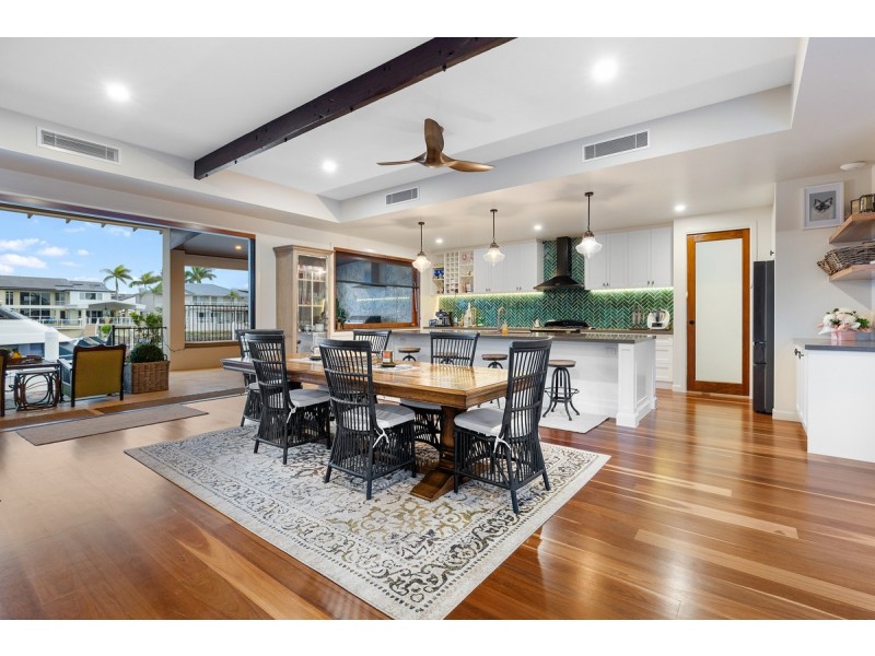 19 Sentinel Court, Raby Bay QLD 4163