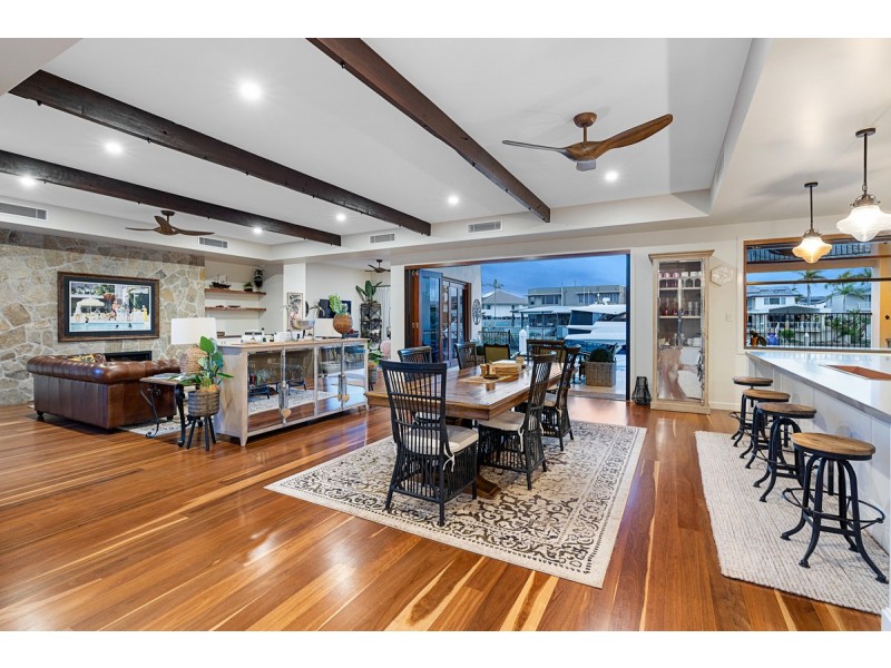 19 Sentinel Court, Raby Bay QLD 4163
