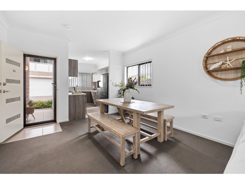 24/3 Grange Court, Capalaba QLD 4157