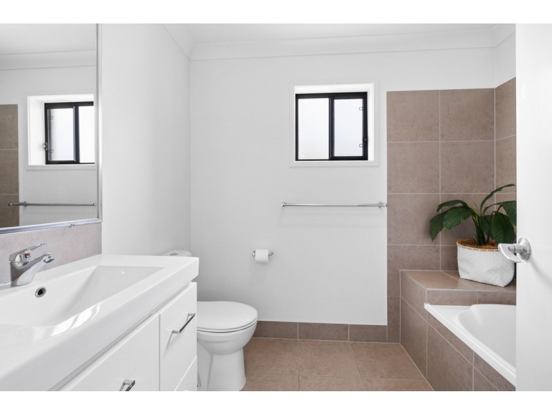 24/3 Grange Court, Capalaba QLD 4157