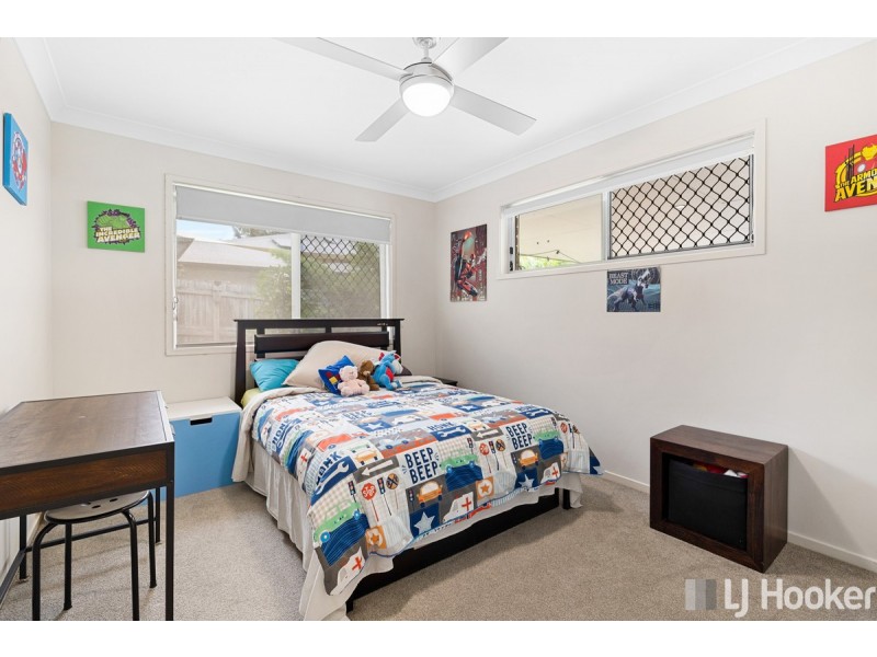 27 Parkgrove Street, Birkdale QLD 4159