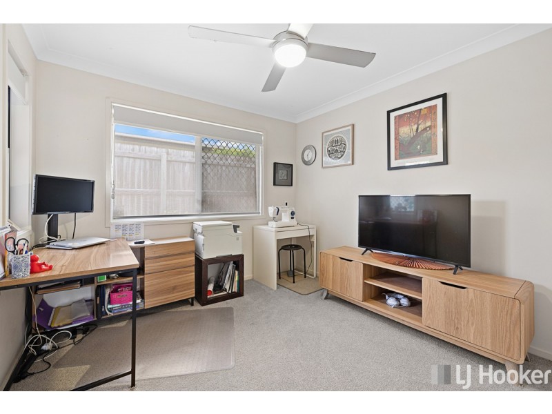 27 Parkgrove Street, Birkdale QLD 4159