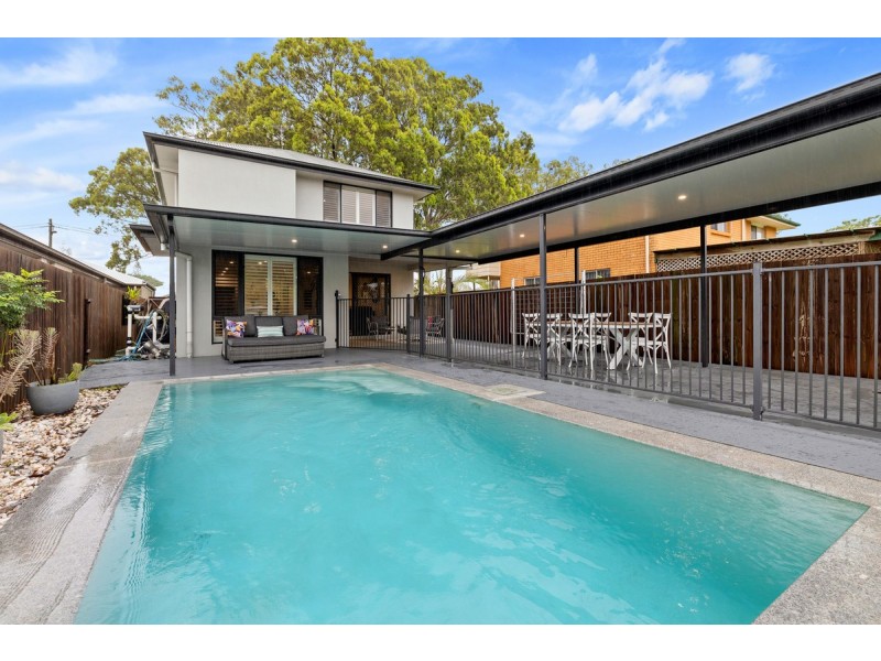 11 Maud Street, Birkdale QLD 4159