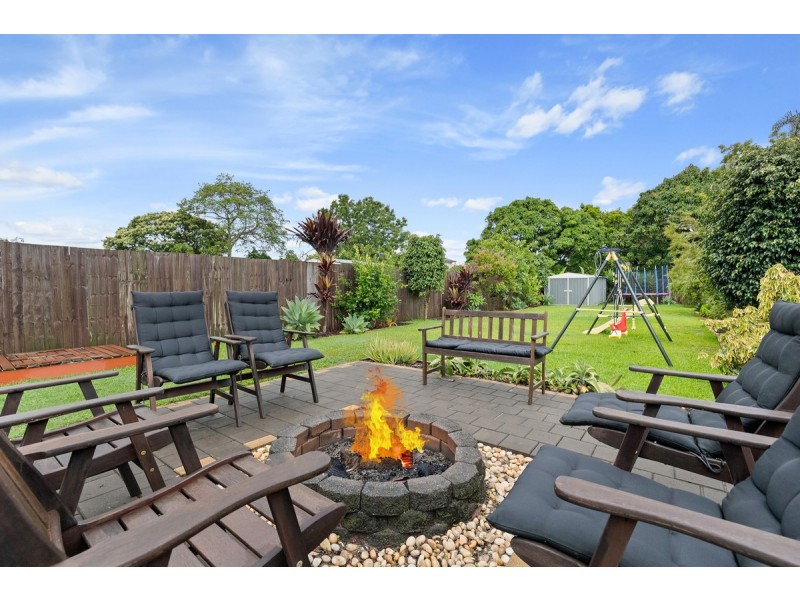 11 Maud Street, Birkdale QLD 4159