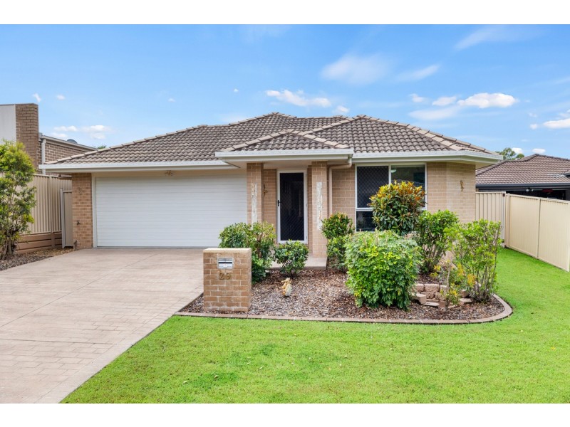 29 Lancaster Circuit, Redland Bay QLD 4165