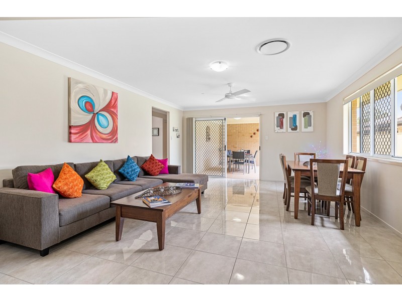 29 Lancaster Circuit, Redland Bay QLD 4165