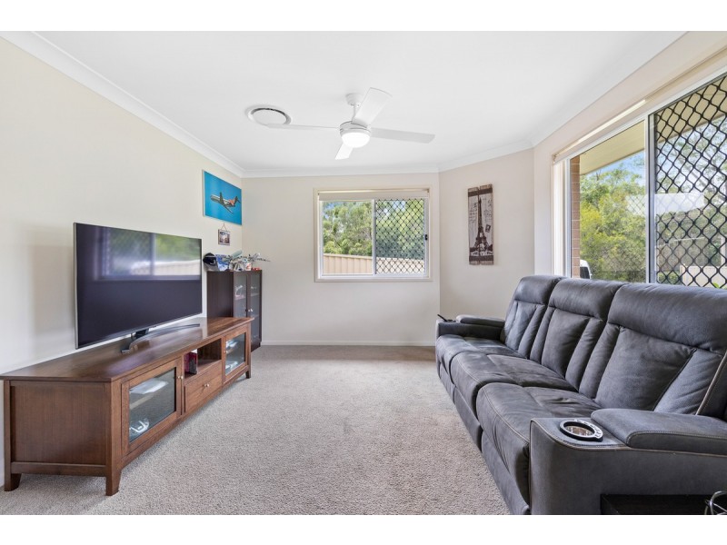 29 Lancaster Circuit, Redland Bay QLD 4165