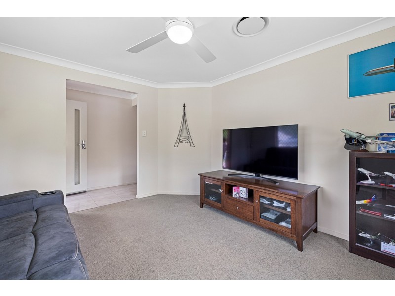 29 Lancaster Circuit, Redland Bay QLD 4165