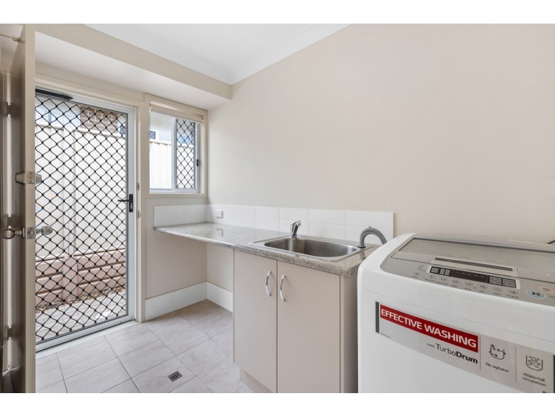 29 Lancaster Circuit, Redland Bay QLD 4165