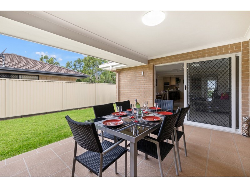29 Lancaster Circuit, Redland Bay QLD 4165