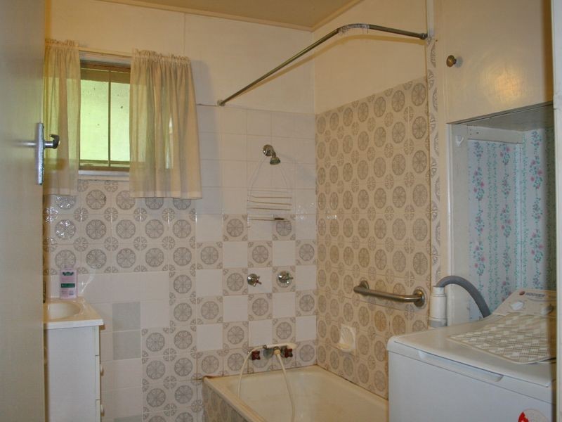 72 Island Street, Cleveland QLD 4163