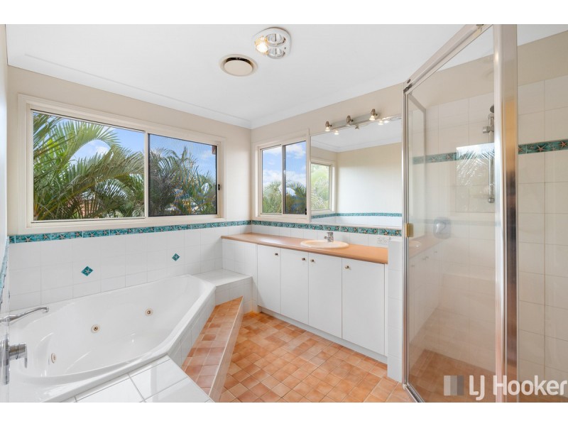 68 Allan Day Drive, Wellington Point QLD 4160