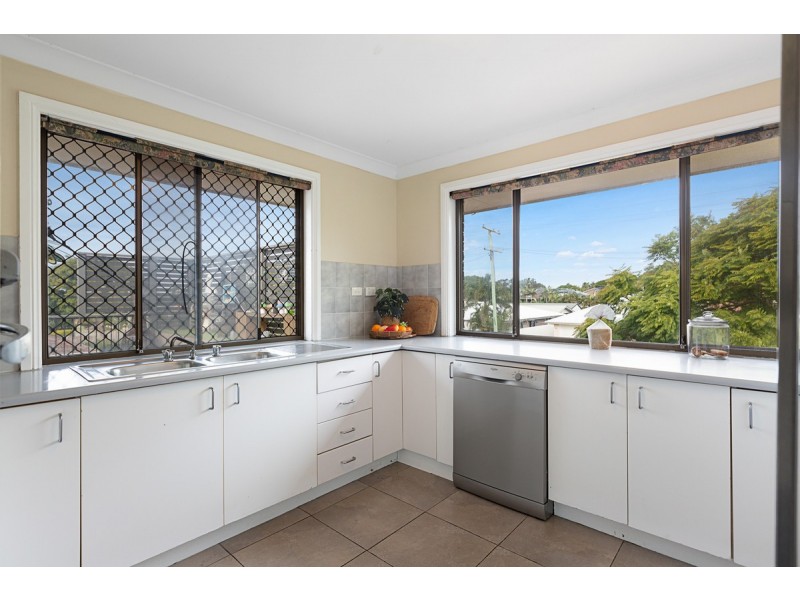 2 Ocean Street, Cleveland QLD 4163