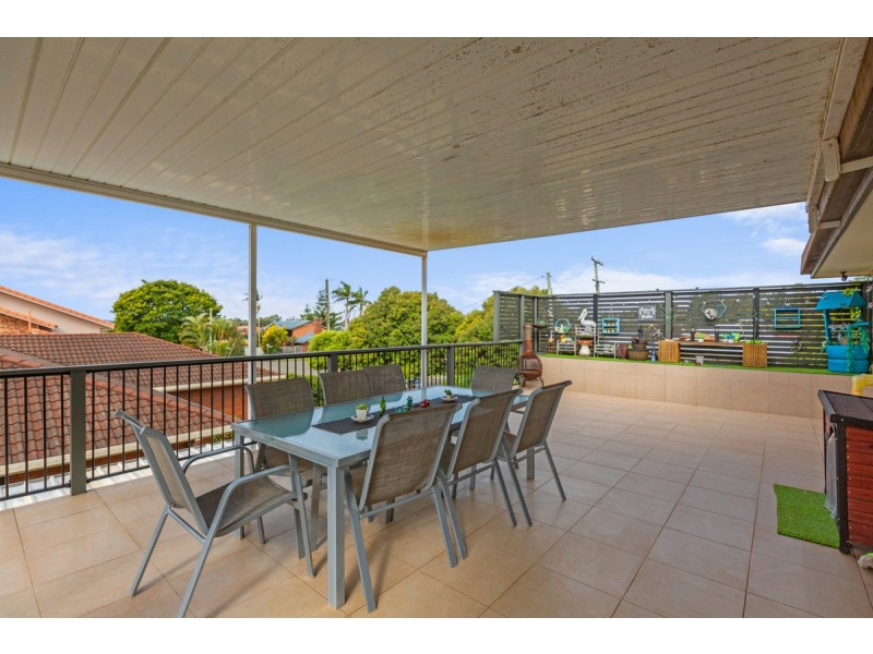 2 Ocean Street, Cleveland QLD 4163
