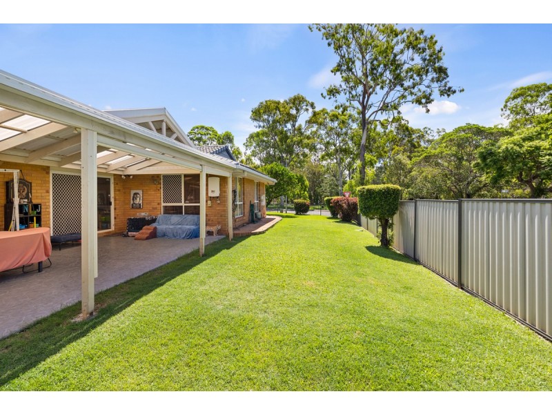 5 Crossley Drive, Wellington Point QLD 4160