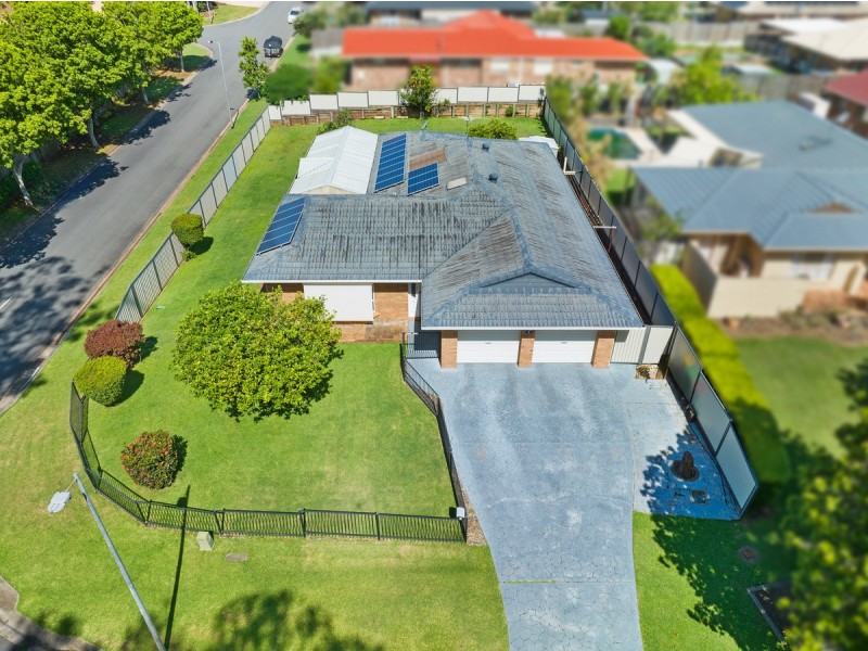 5 Crossley Drive, Wellington Point QLD 4160