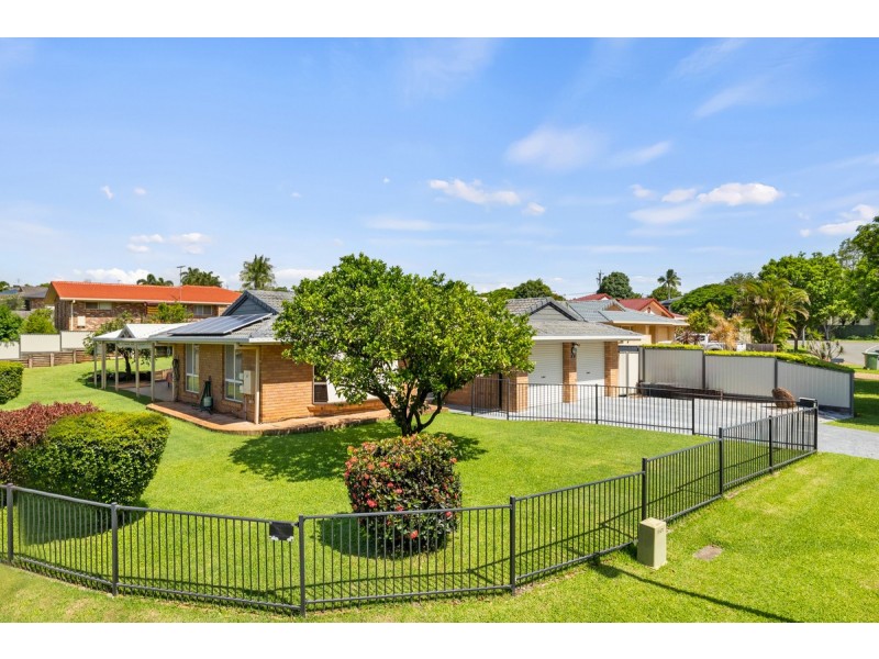 5 Crossley Drive, Wellington Point QLD 4160