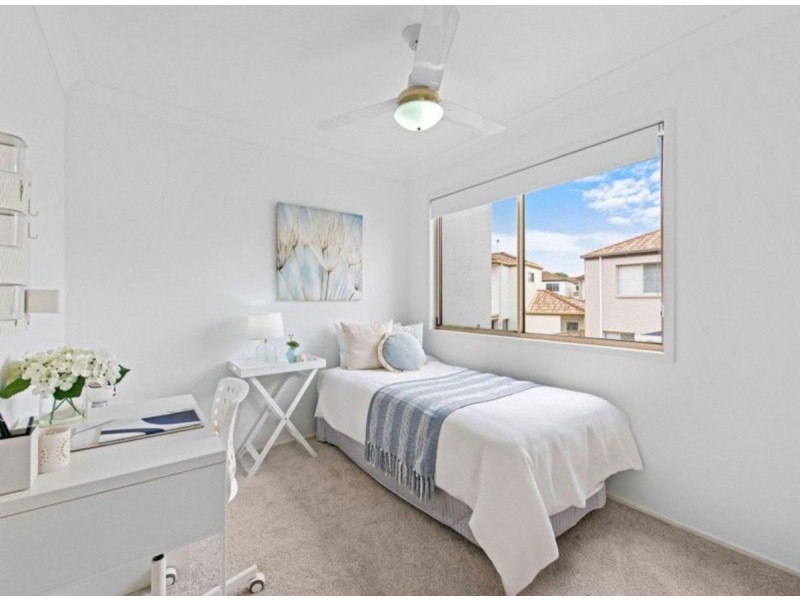 103/25 Dasyure Place, Wynnum West QLD 4178