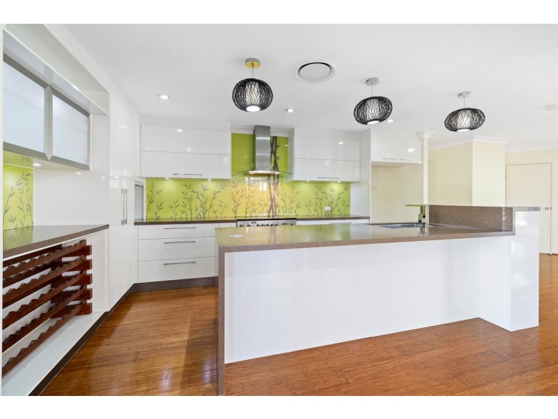 1 Bayswater Drive, Victoria Point QLD 4165