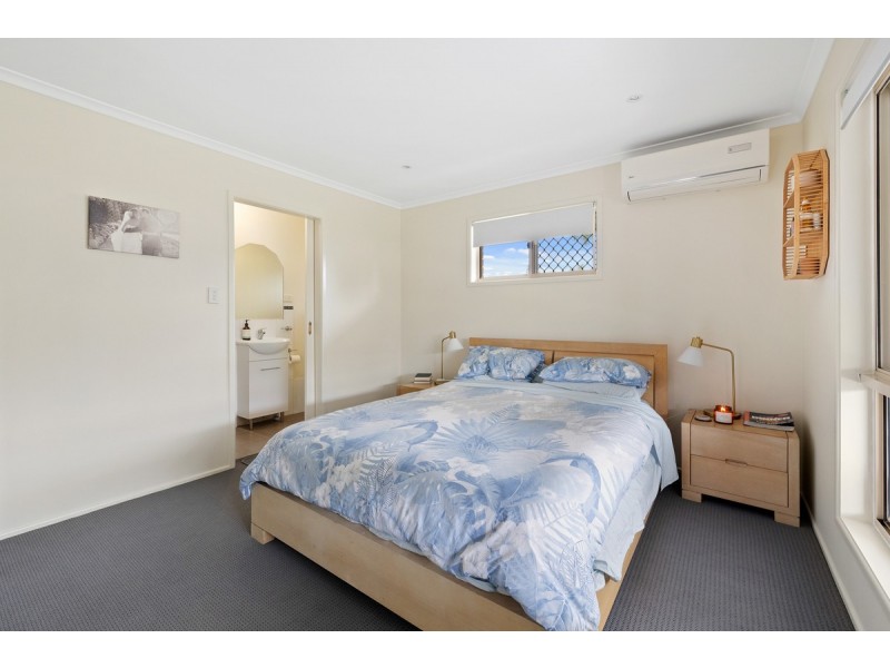 10 Rajang Street, Tanah Merah QLD 4128