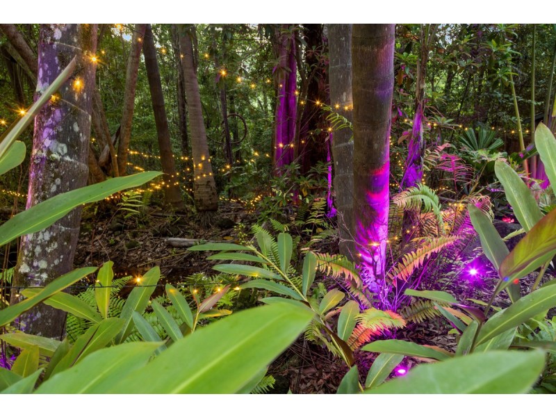 609 Hunchy Road, Hunchy QLD 4555