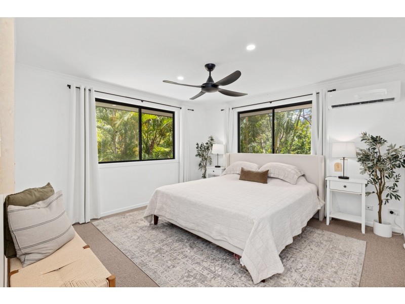 609 Hunchy Road, Hunchy QLD 4555