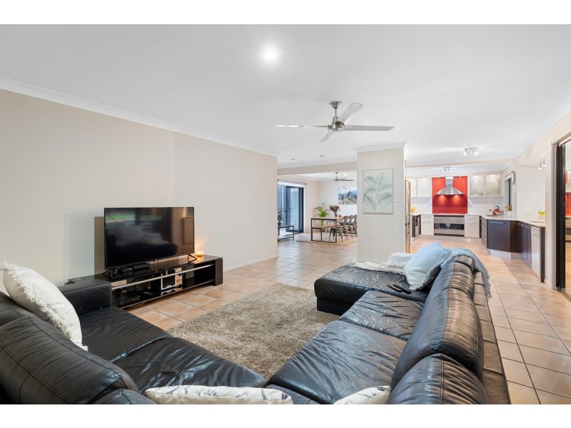 4 Wallaroo Court, Capalaba QLD 4157