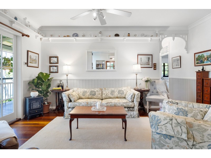 21 Ian Street, Thorneside QLD 4158