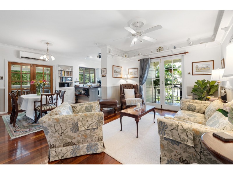 21 Ian Street, Thorneside QLD 4158