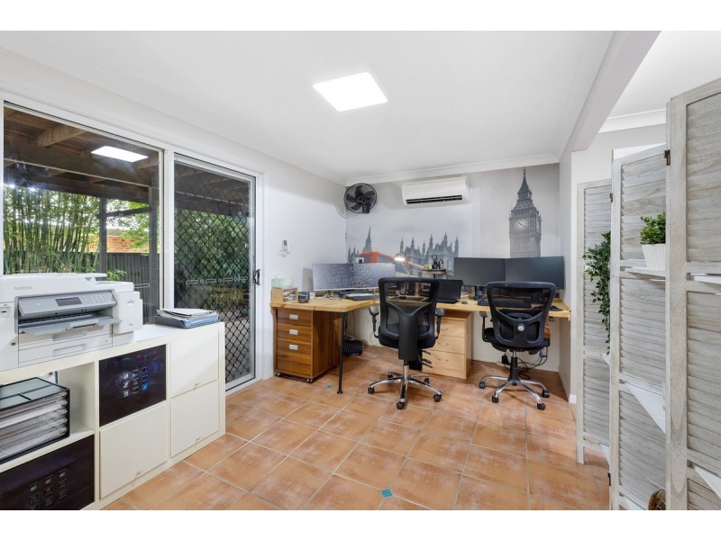 21 Ian Street, Thorneside QLD 4158