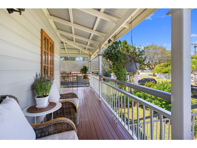 21 Ian Street, Thorneside QLD 4158