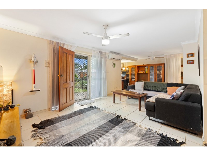 5 Balmoral Street, Eagleby QLD 4207