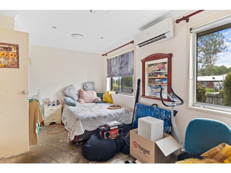 5 Balmoral Street, Eagleby QLD 4207