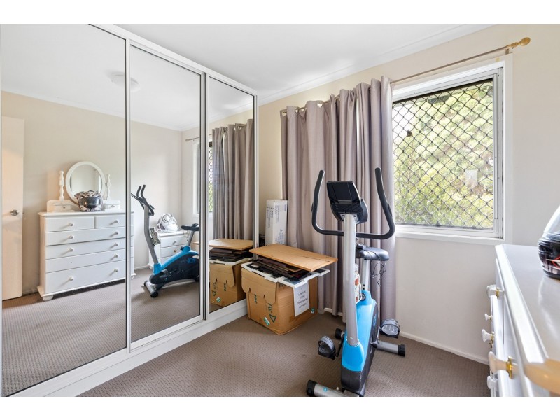 8 Yolla Street, Eagleby QLD 4207