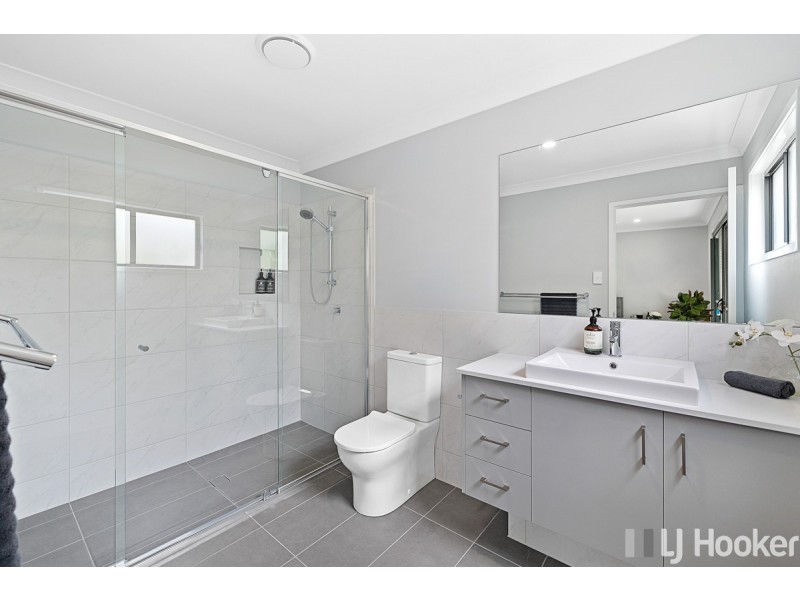 4/30 Freeth Street East, Ormiston QLD 4160