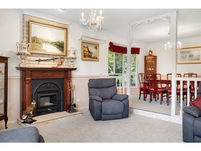 10 Burbank Road, Birkdale QLD 4159